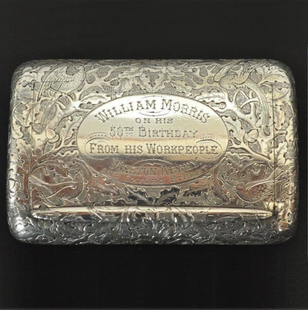  A silver snuff box-0 