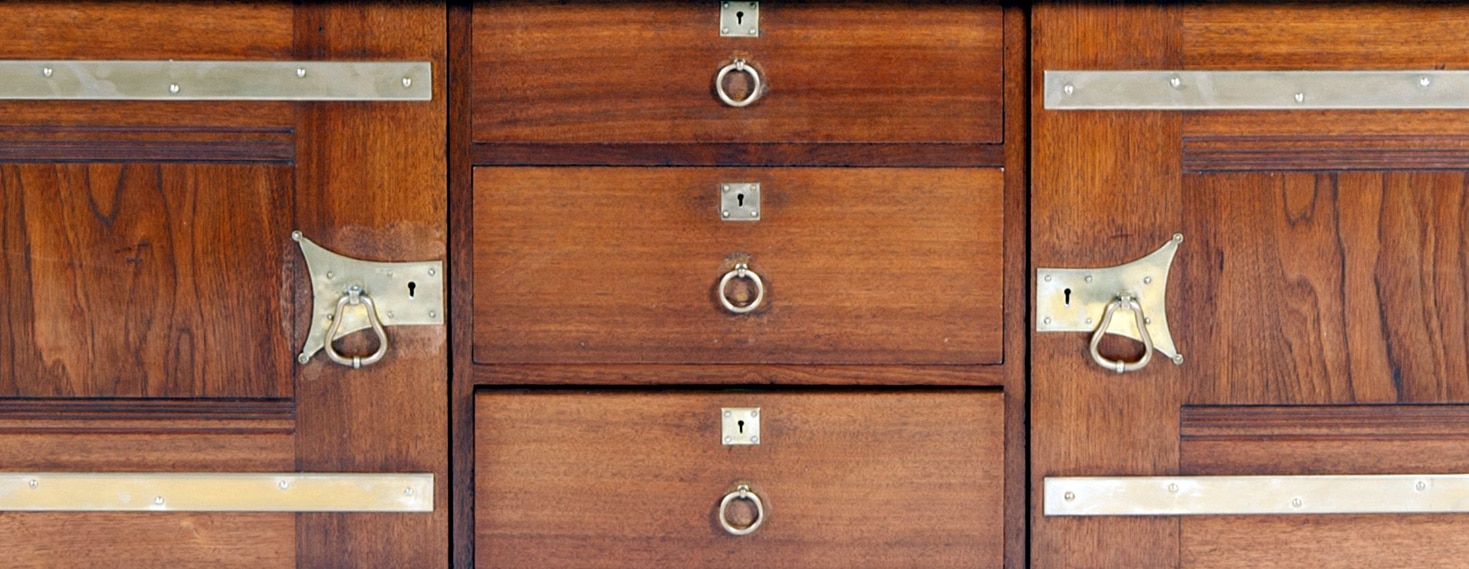 A rare antique cabinet from Paul Reeves London